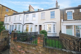 2 bedroom Terraced f...